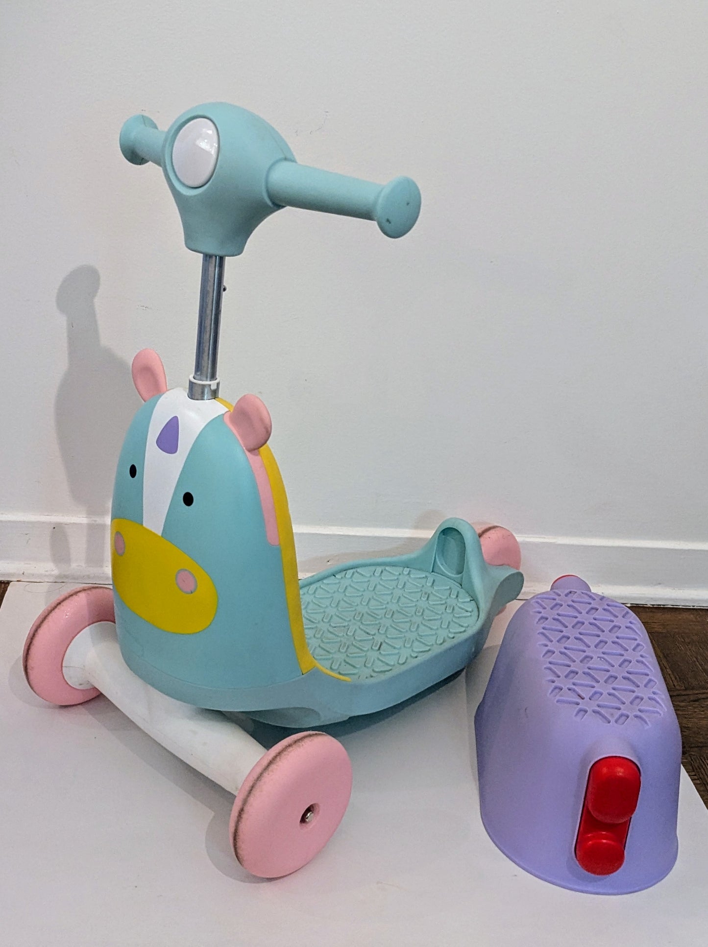 Skip Hop - Zoo 3-in-1 Unicorn ride-on & scooter-Toddler toy-Rekidding