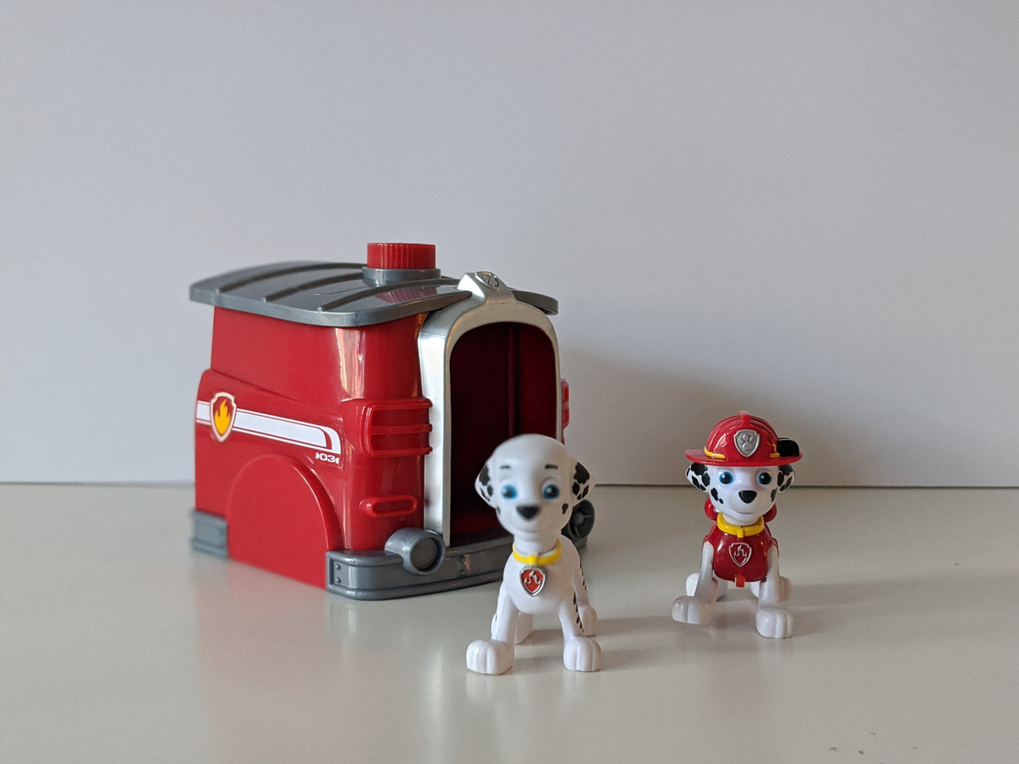 PAW Patrol - Marshall Vehicle with Collectible Figure-Toy-Rekidding