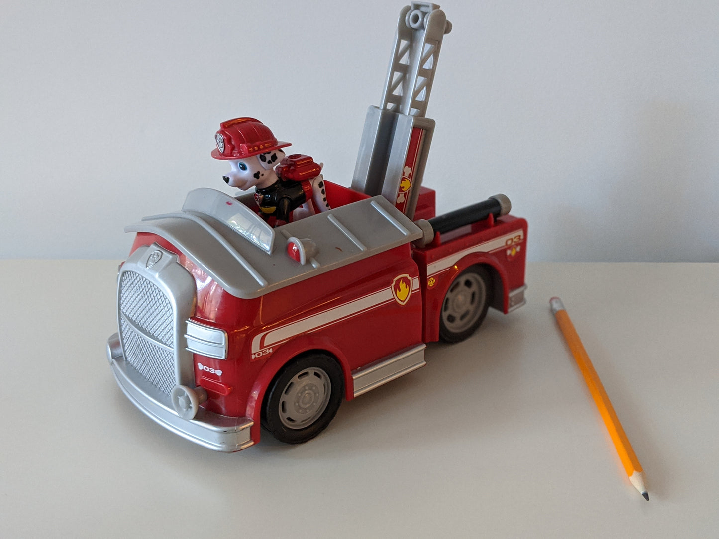 PAW Patrol - Marshall Vehicle with Collectible Figure-Toy-Rekidding