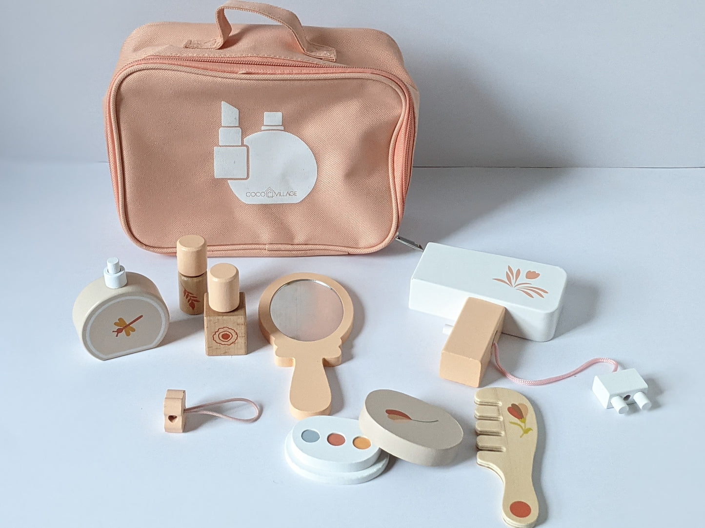 Beauty kit (Coco Village, Le Toy Van)-Toy-Rekidding