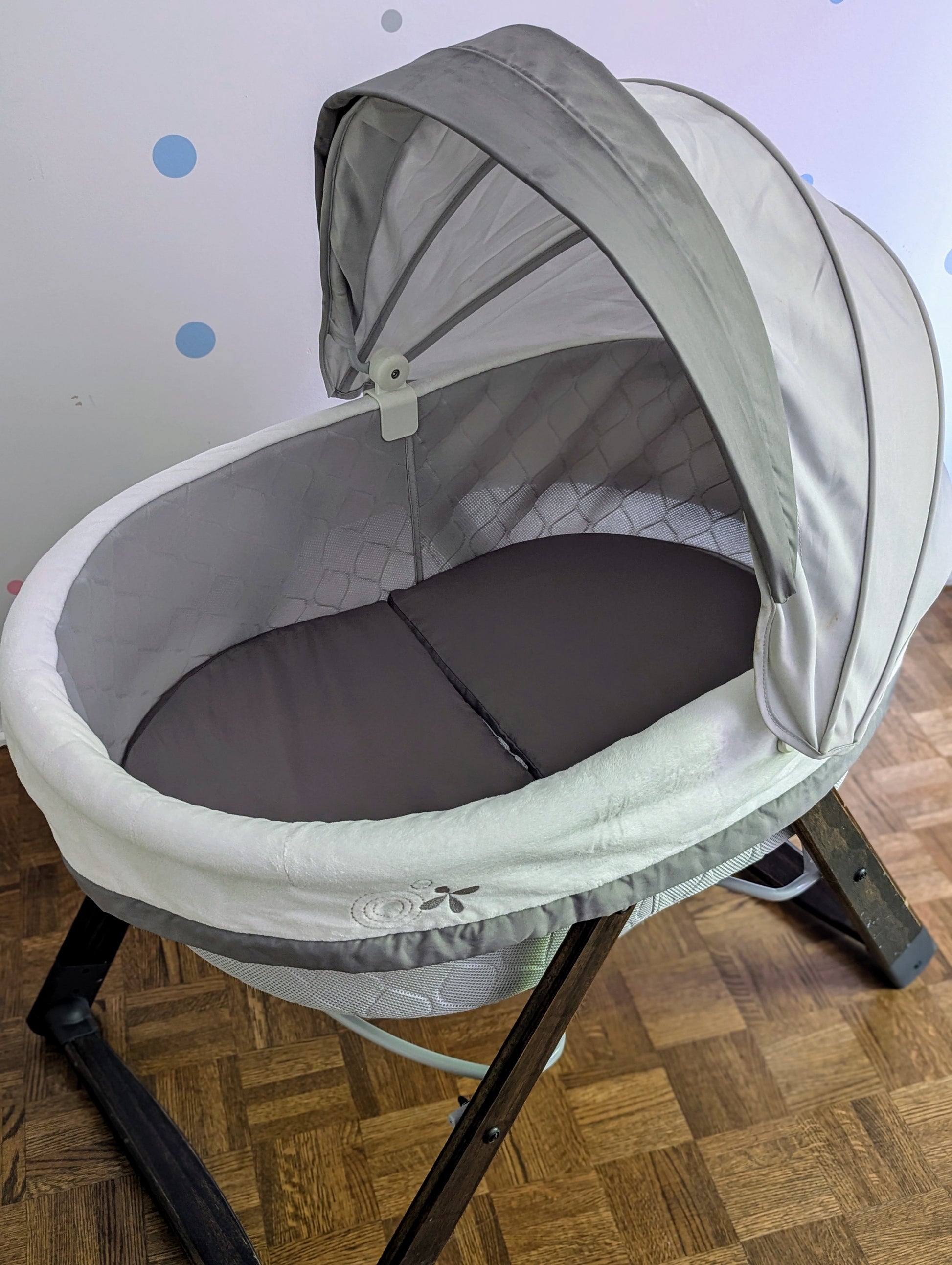 Ingenuity - DreamComfort FoldAway foldable portable bassinet-Baby-Rekidding