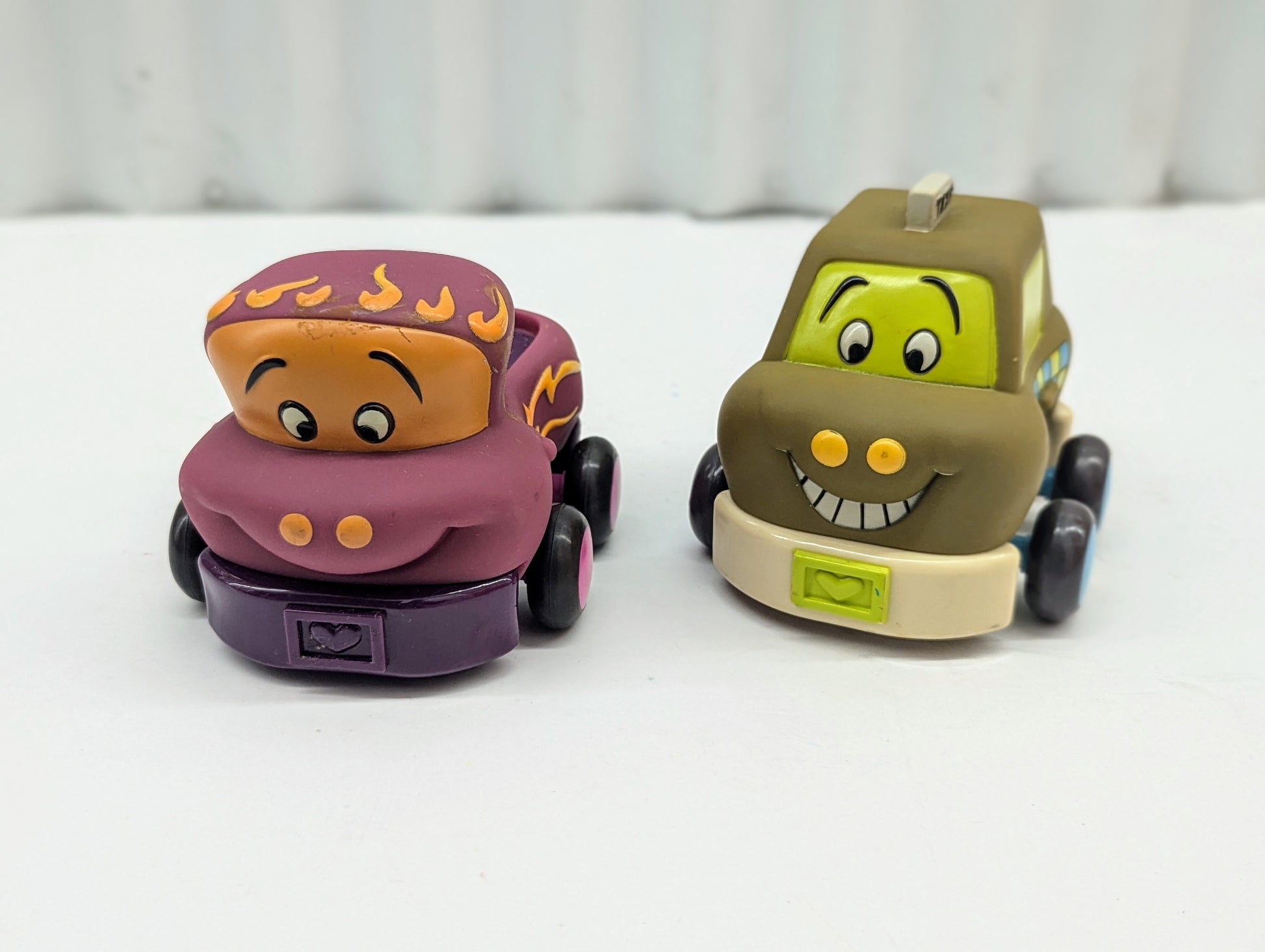 B. Toys - Wheeee-ls Soft Car Set of 2 cars-Toddler toy-Rekidding