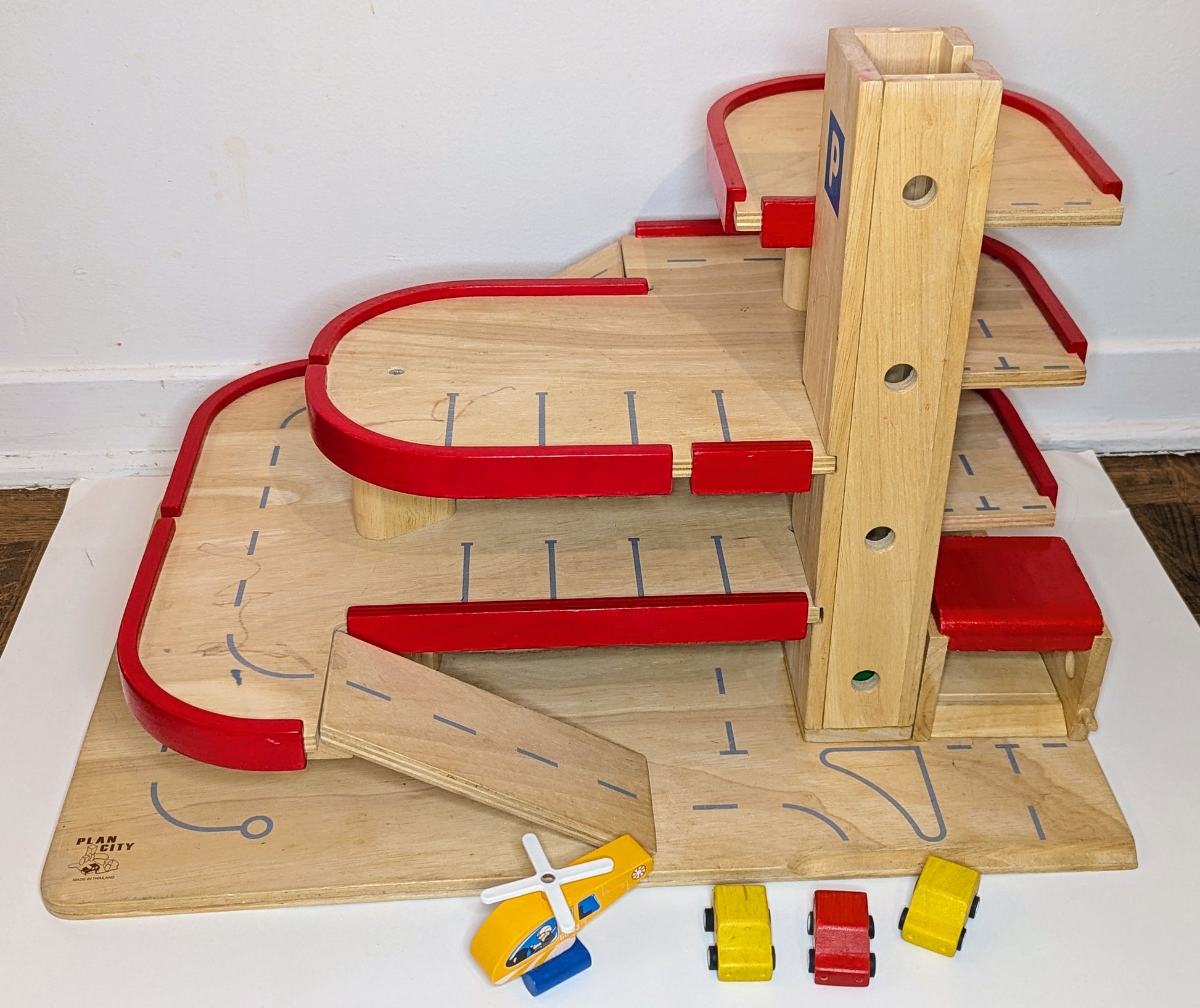 Wooden Parking Garage-Toy-Rekidding