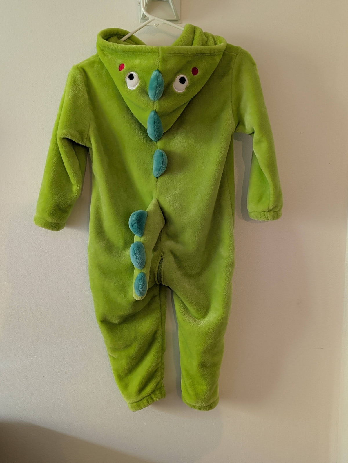 Costumes-Rekidding