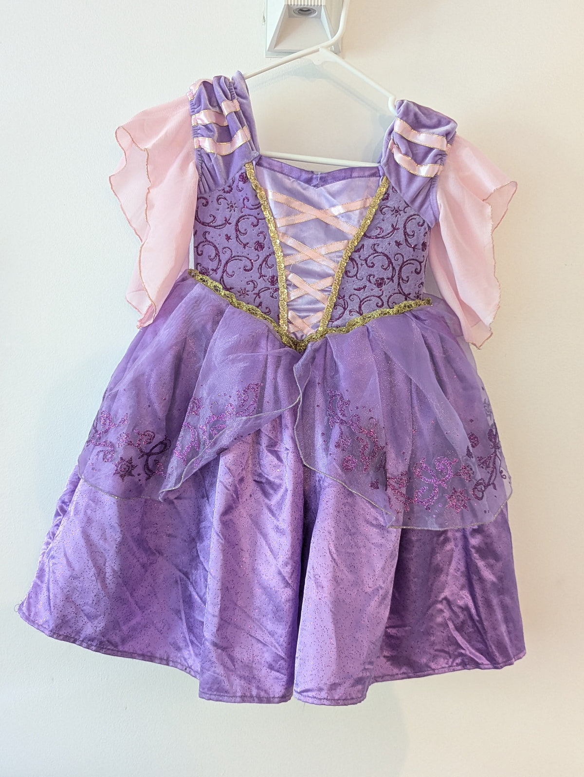 Costumes-Rekidding