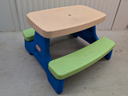 Little Tikes - Easy store Jr. Play table