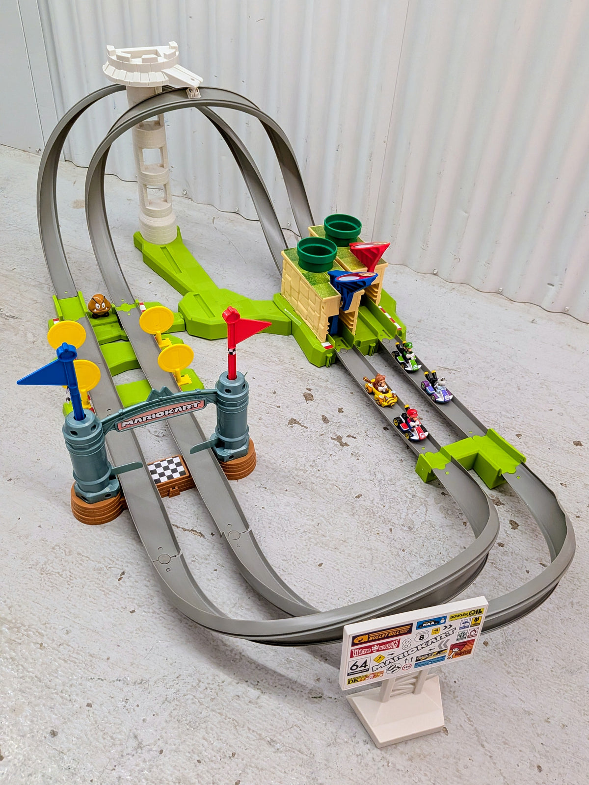 Hot Wheels - Mario Kart Circuit Track Set-Toy-Rekidding