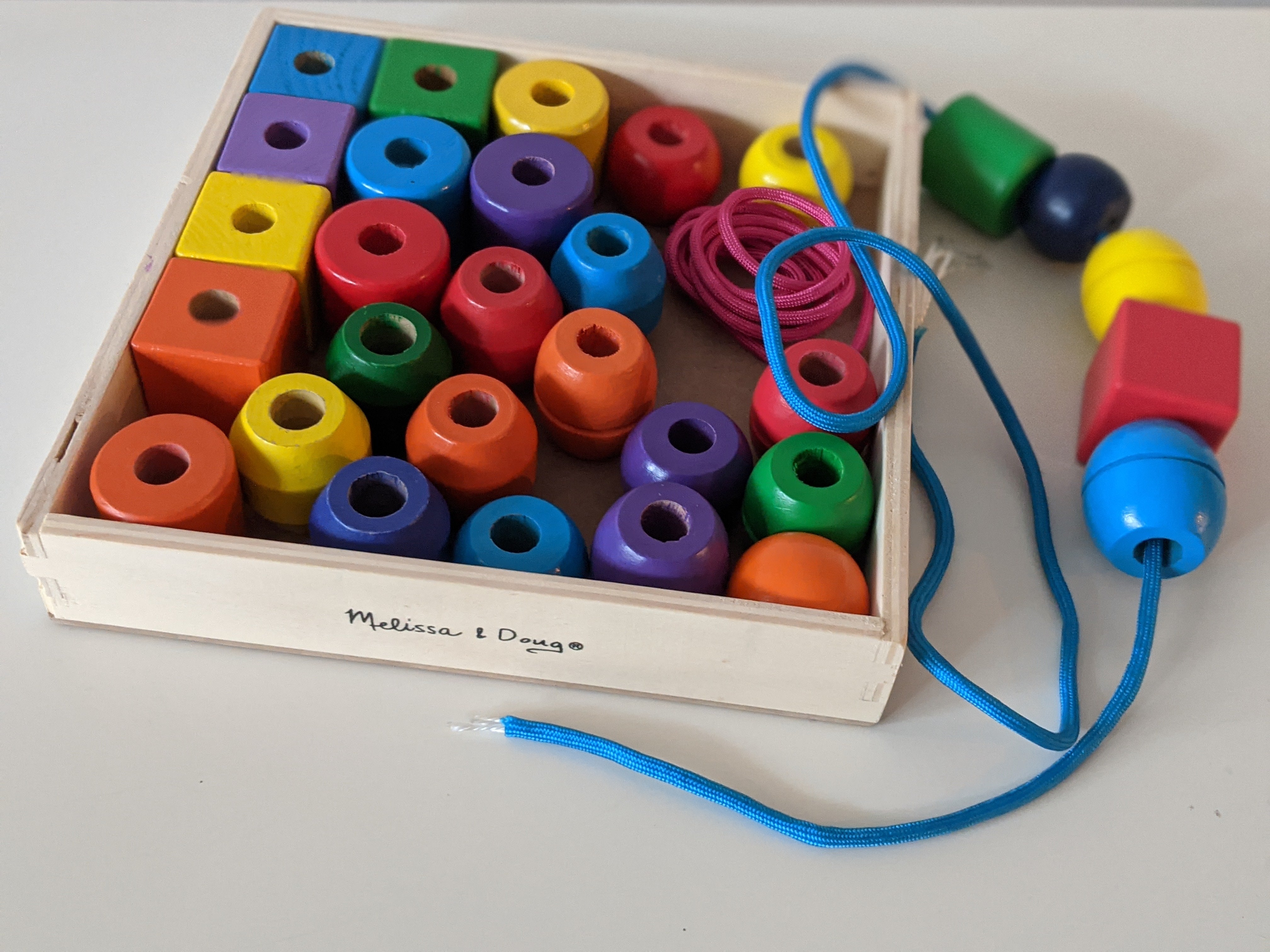 Melissa and doug wooden stringing beads online