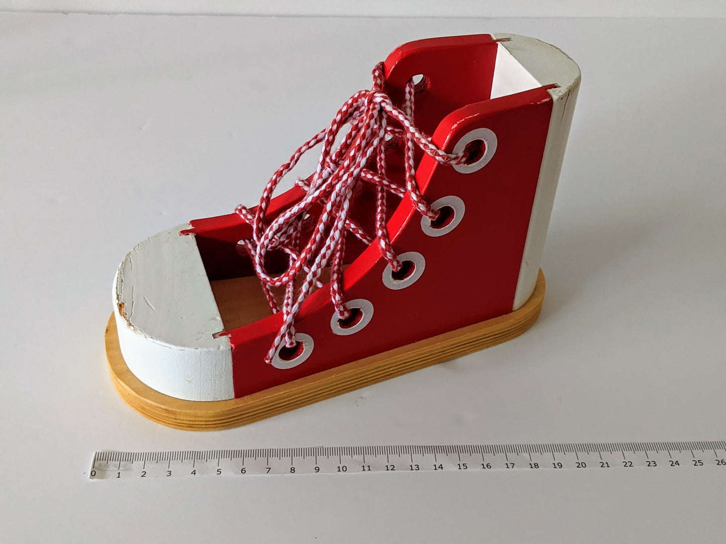 Melissa & Doug - Wooden lacing shoe-Toy-Rekidding