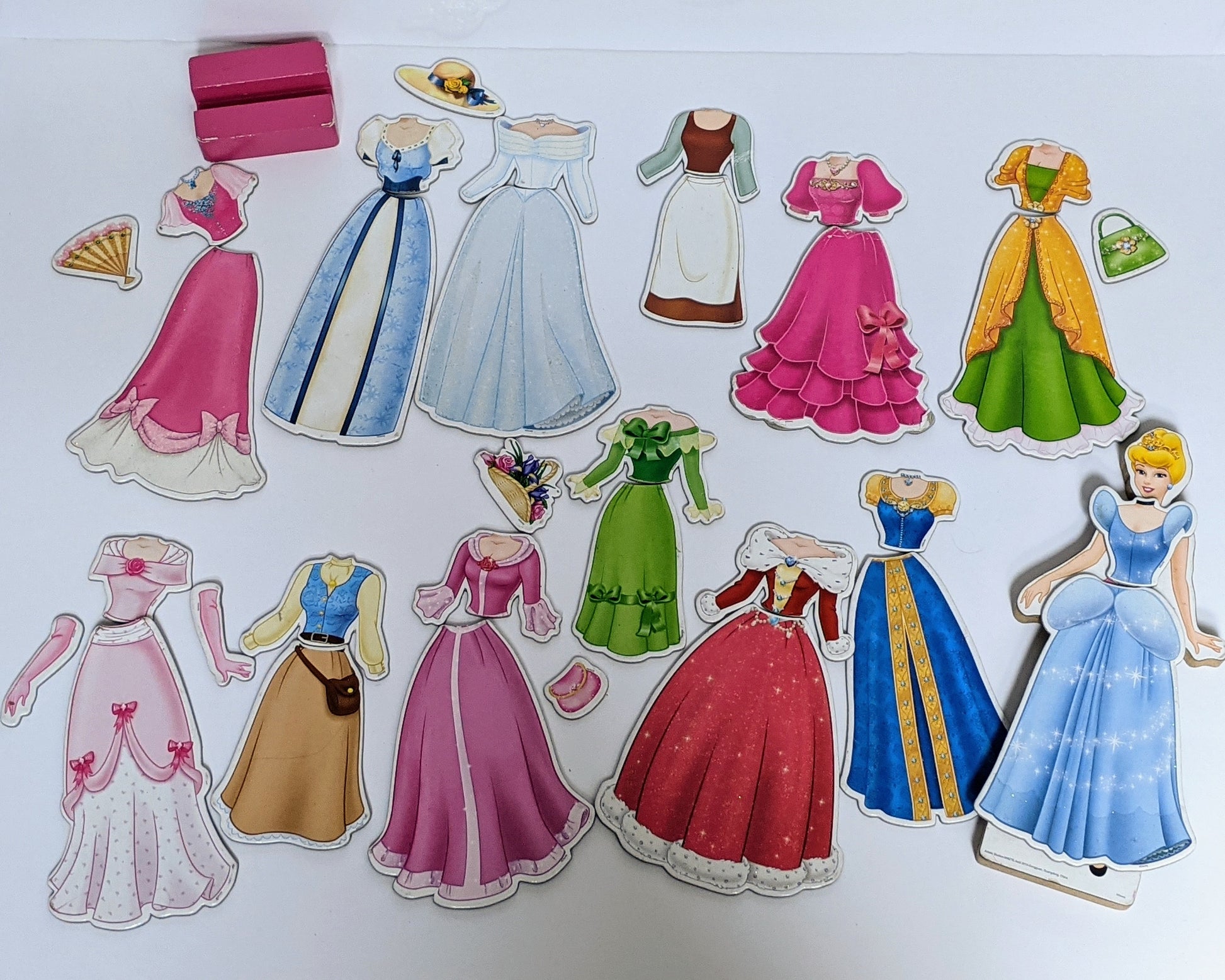 Magnetic dress-up set-Toy-Rekidding