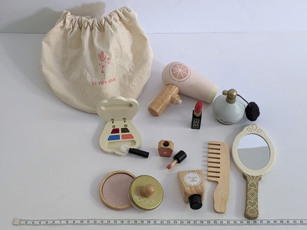 Beauty kit (Coco Village, Le Toy Van)-Toy-Rekidding
